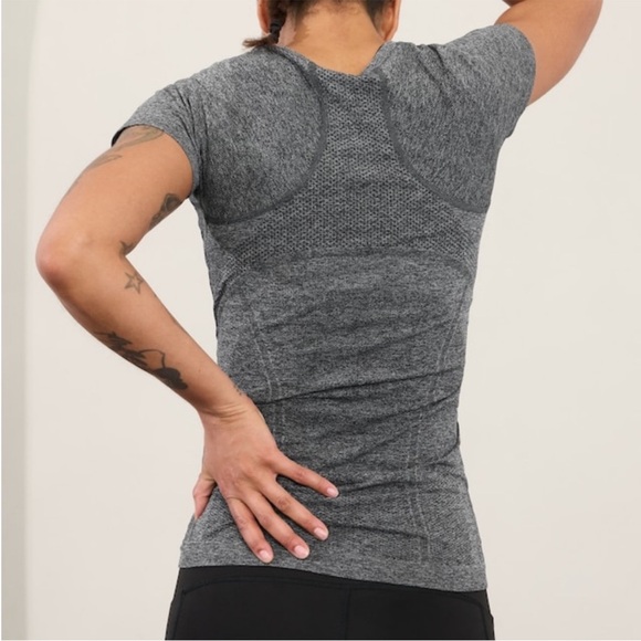 Athleta Momentum Seamless Tee - Picture 2 of 12